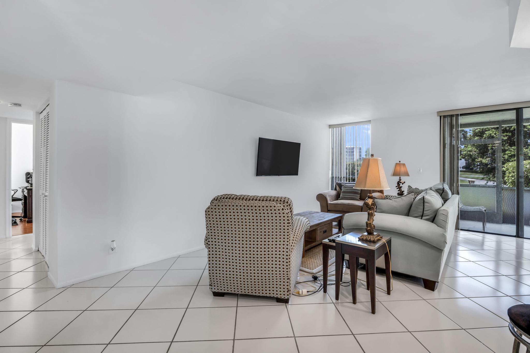 2003 Bridgewood Drive, Unit 2003 Boca Raton, FL 33434 - Photo 6 of 94 013