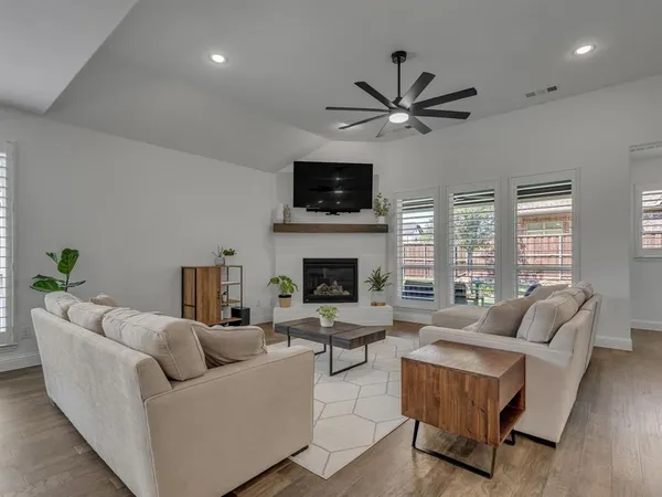 $839,900 | 1041 Lone Grove Lane, Prosper, TX 75078