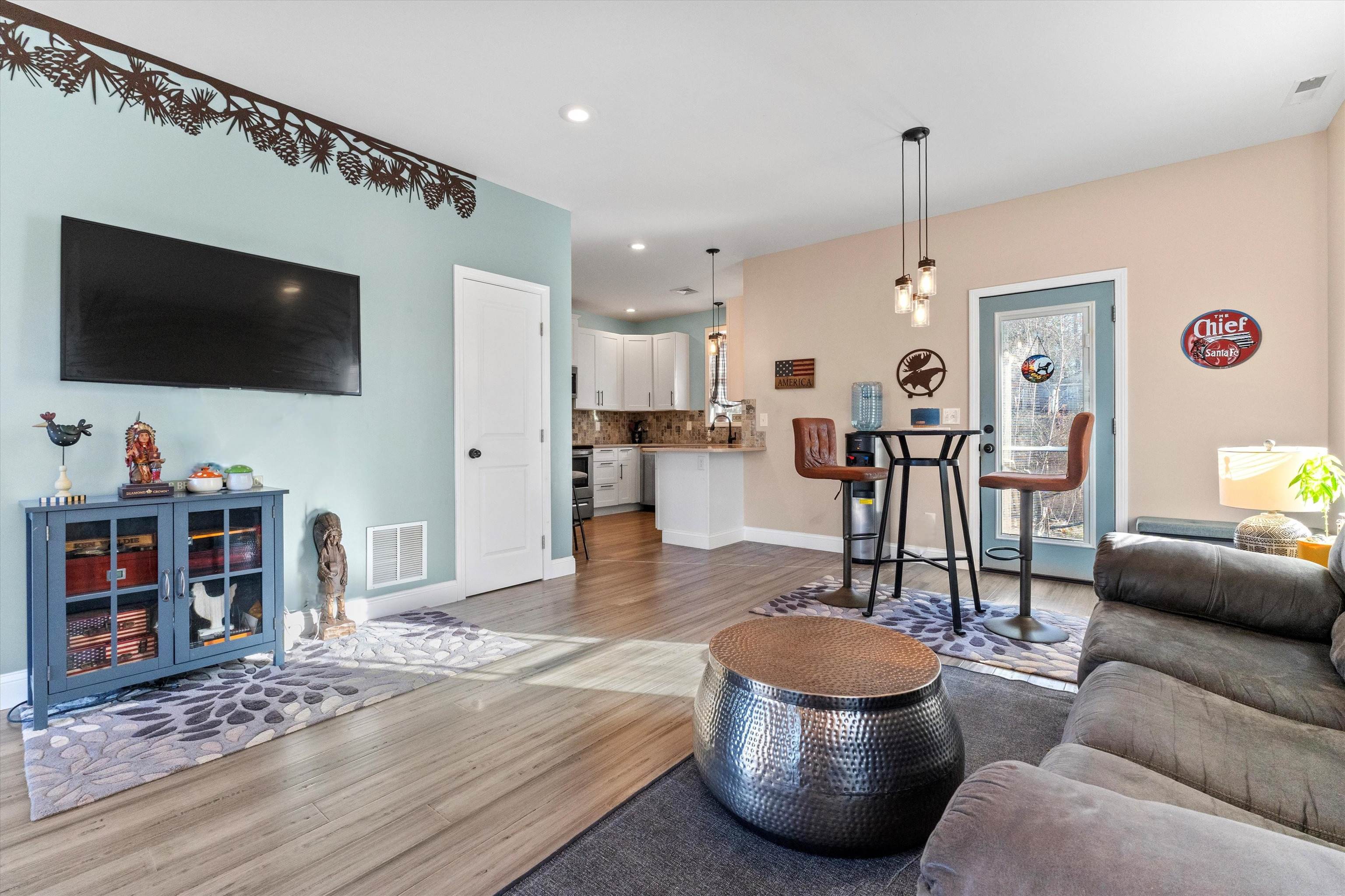 7 Gena Avenue Derry, NH 03038 - Photo 6 of 33