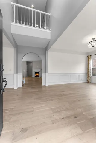 a view of livingroom with furniture