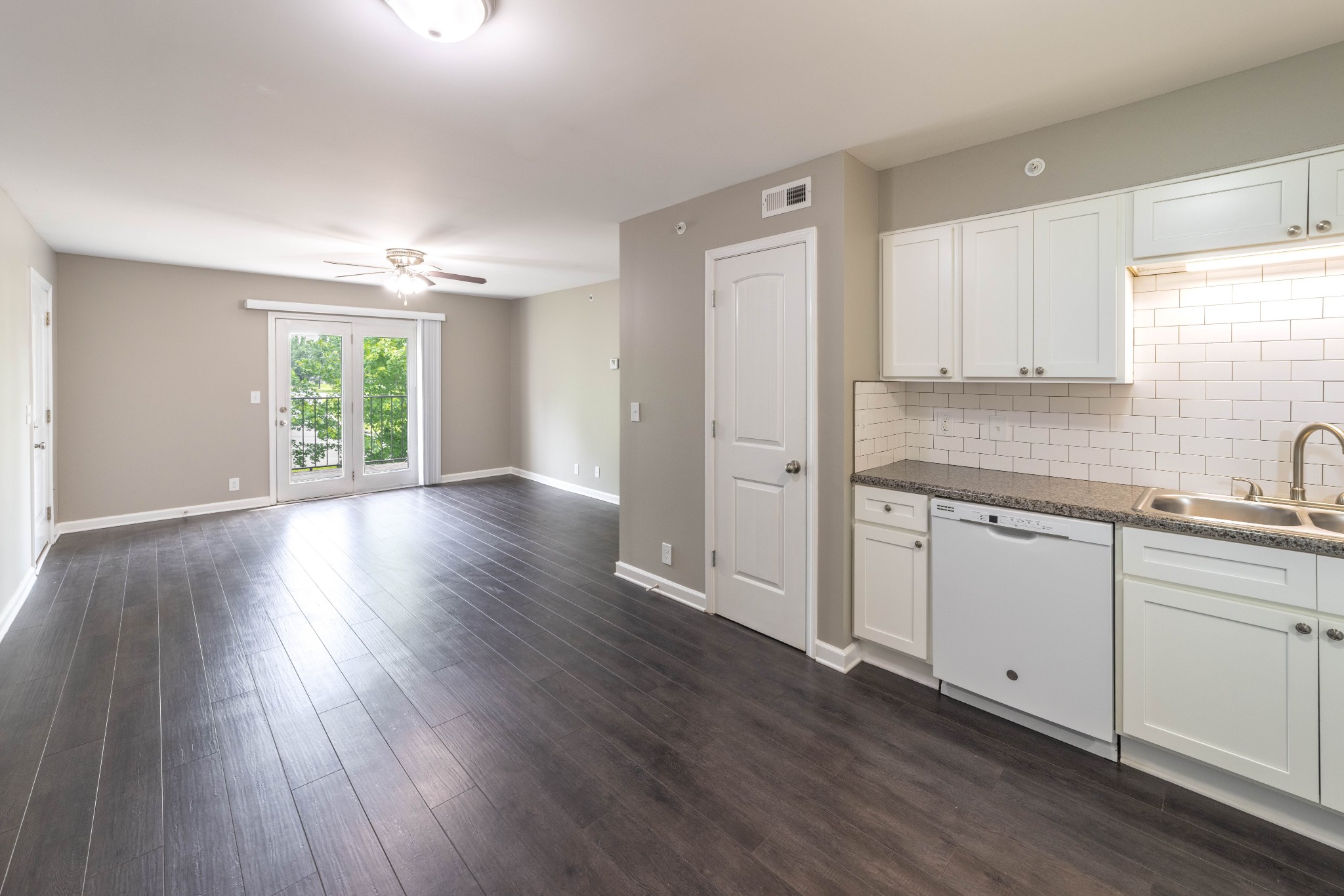 311 Hawkins Road, Unit D3 Clarksville, TN 37040 - Photo 5 of 15