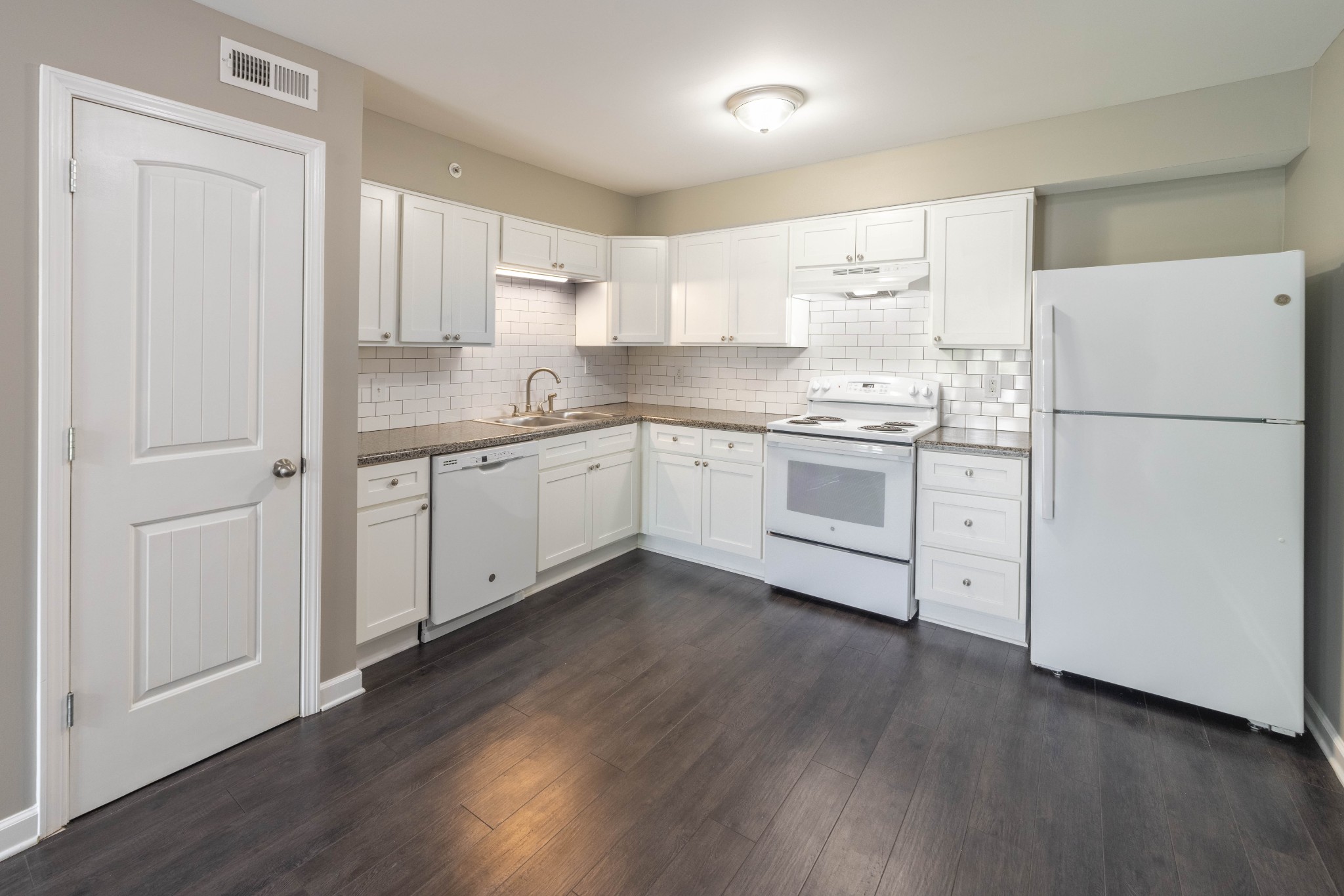 311 Hawkins Road, Unit D3 Clarksville, TN 37040 - Photo 6 of 15