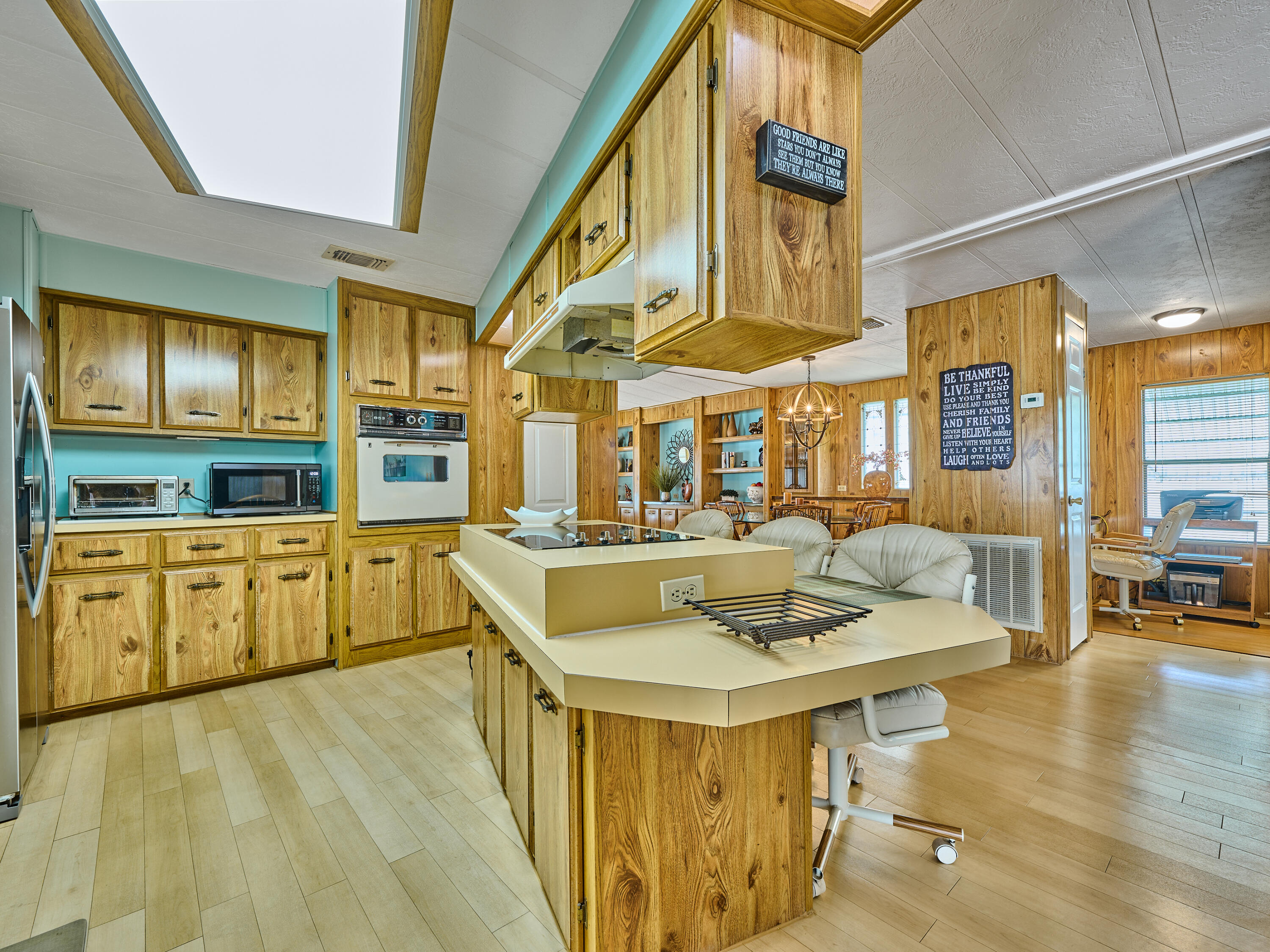 7626 Southeast Independence Avenue Hobe Sound, FL 33455 - Photo 17 of 64 C PYL 0026