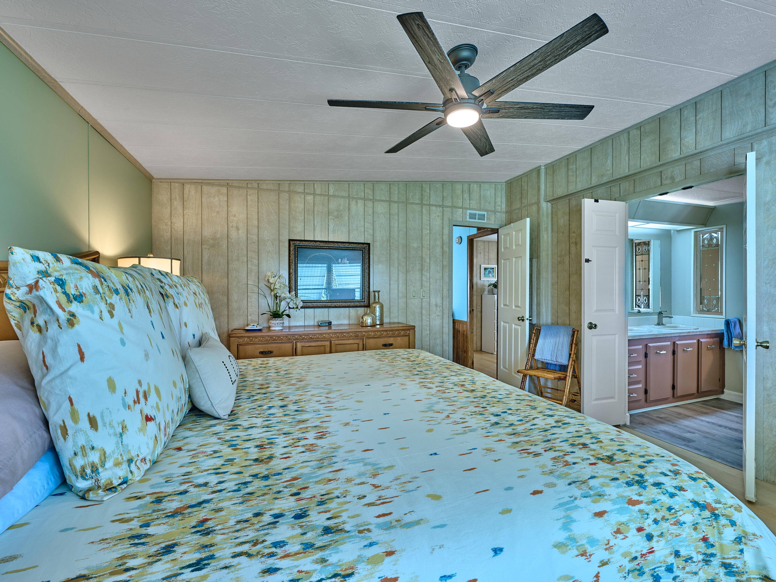 7626 Southeast Independence Avenue Hobe Sound, FL 33455 - Photo 27 of 64 C PYL 0042