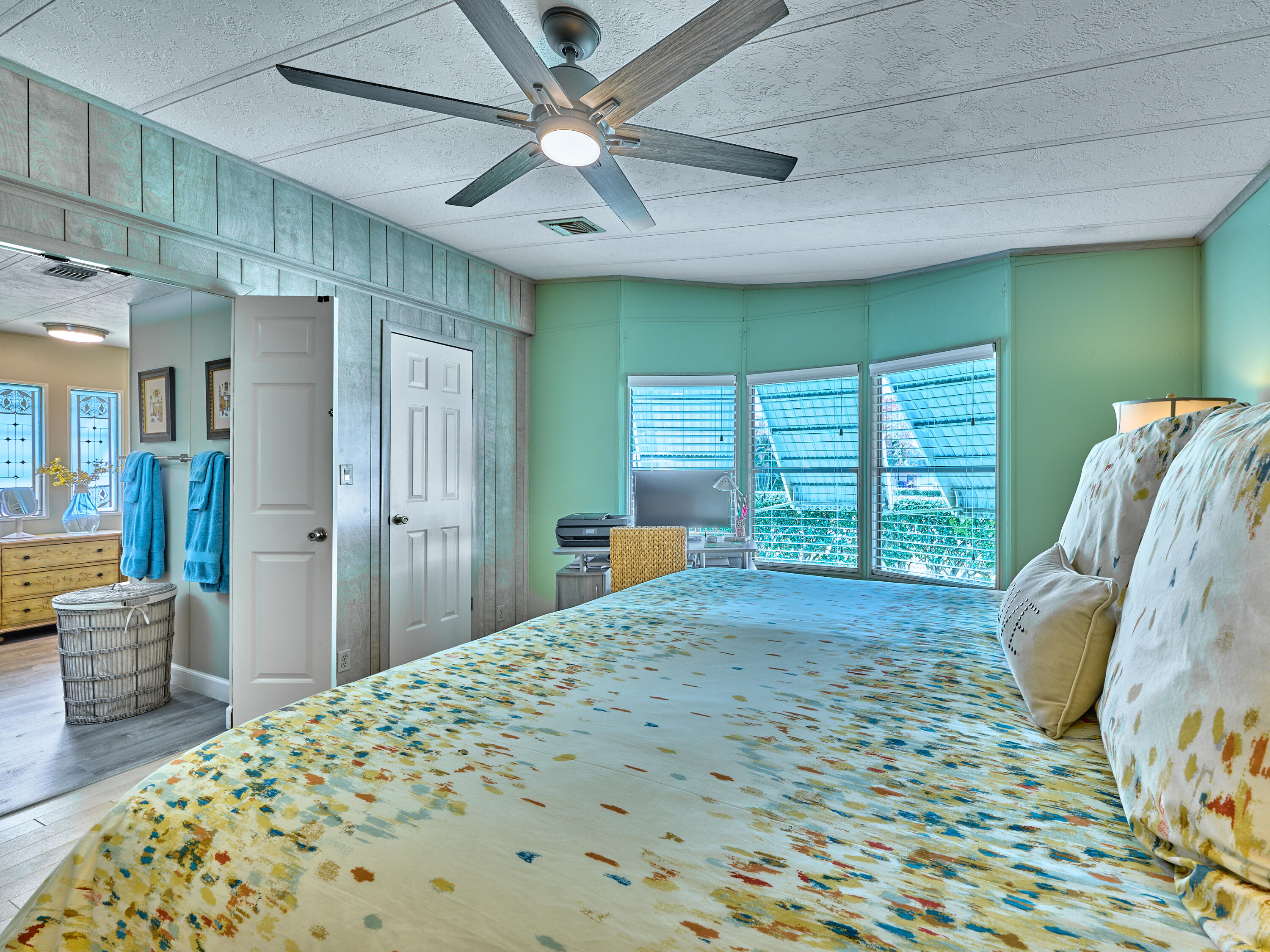 7626 Southeast Independence Avenue Hobe Sound, FL 33455 - Photo 29 of 64 C PYL 0044