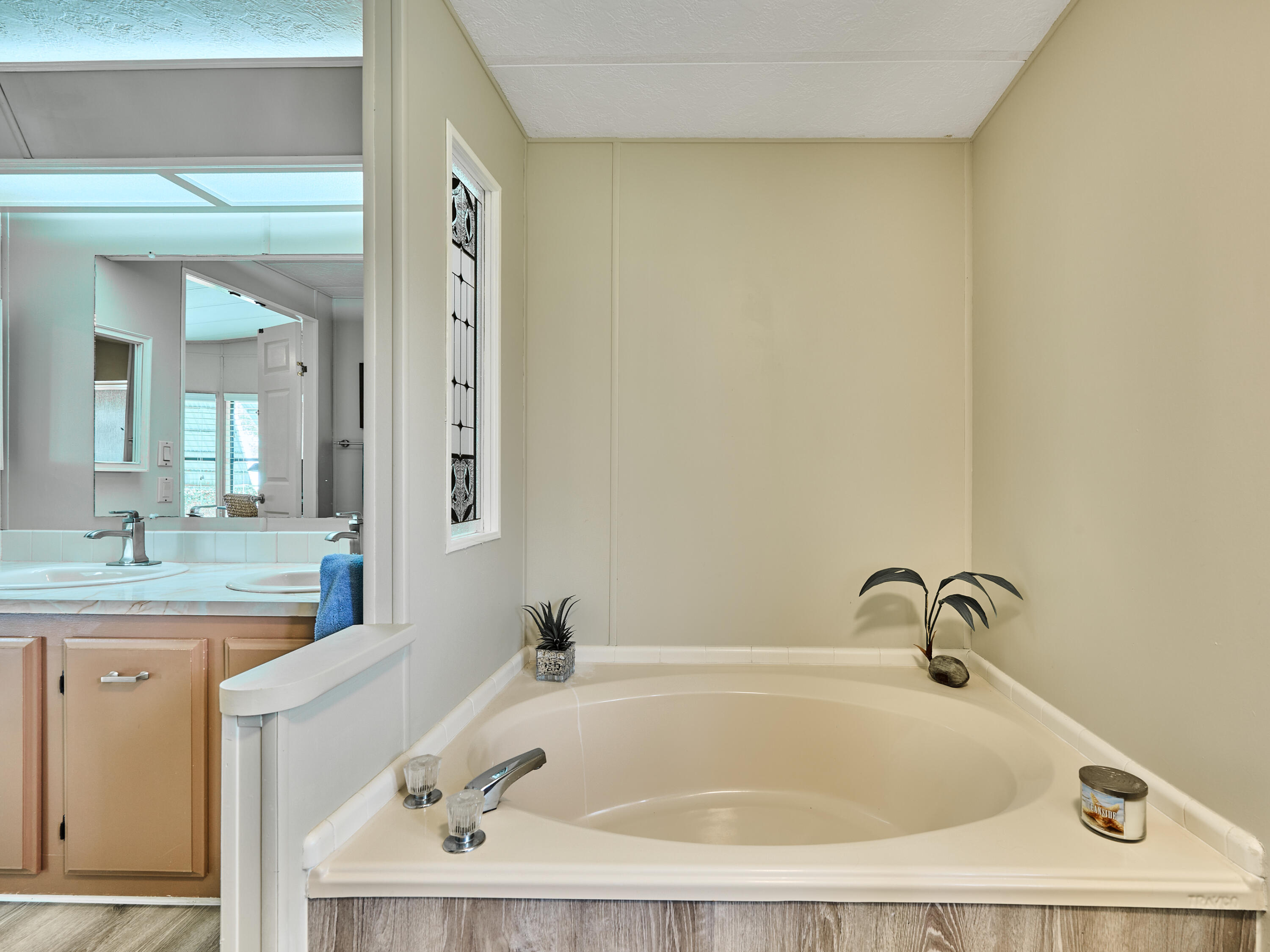 7626 Southeast Independence Avenue Hobe Sound, FL 33455 - Photo 32 of 64 C PYL 0048