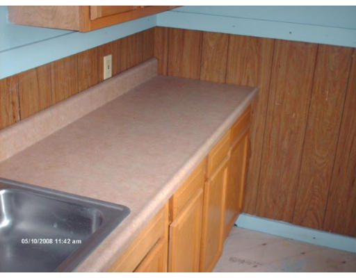 21 Thenius Street Worcester, MA 01607 - Photo 14 of 18 Gallery Image 14