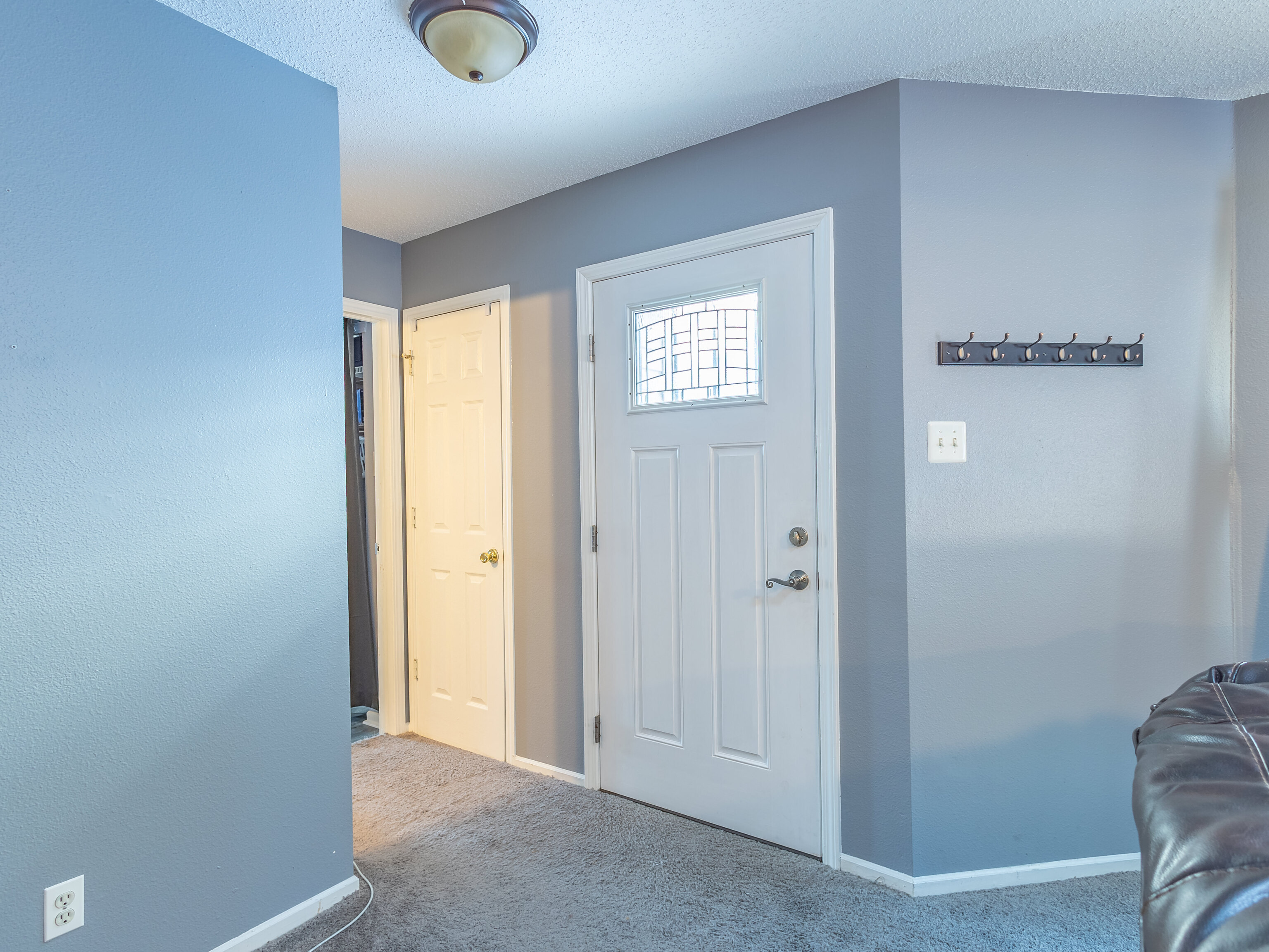 2804 Redland Lane Indianapolis, IN 46217 - Photo 6 of 30