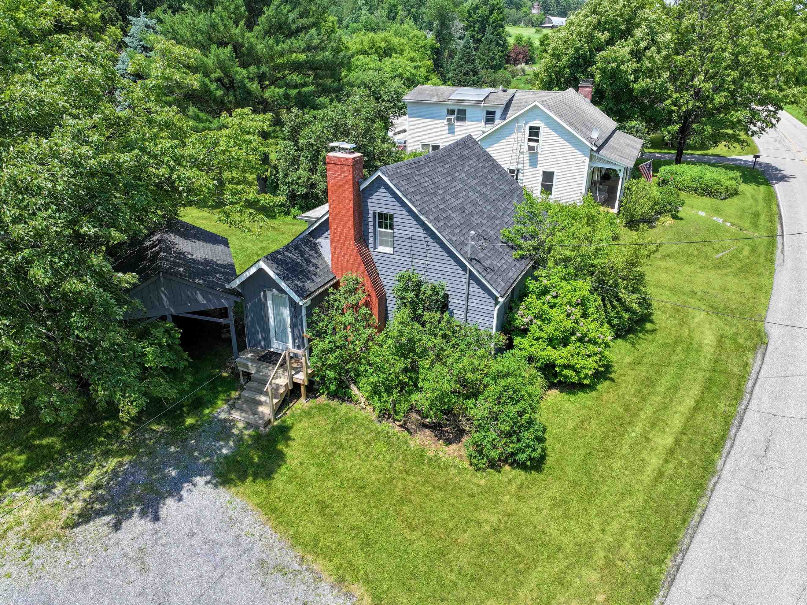 3979 River Road New Haven, VT 05472 - Photo 3 of 39