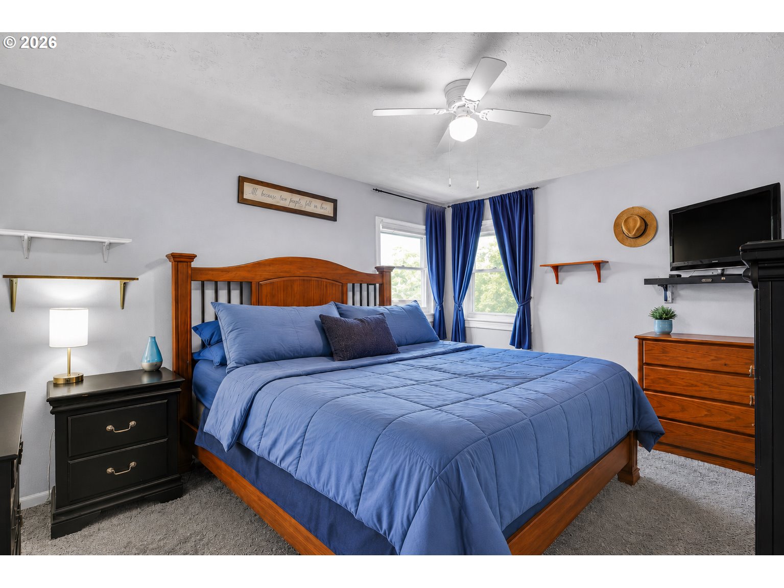 2918 Southeast 143rd Avenue Portland, OR 97236 - Photo 11 of 28 Primary Bedroom
