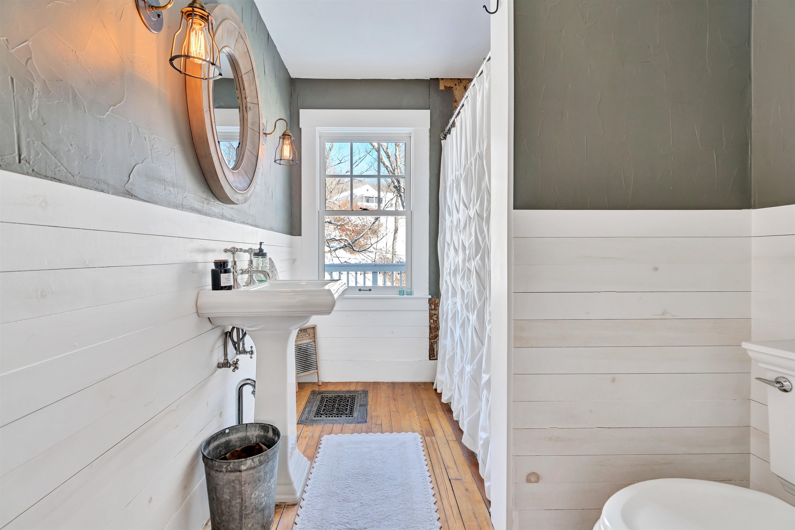 4678 S Road Woodstock, VT 05091 - Photo 26 of 40