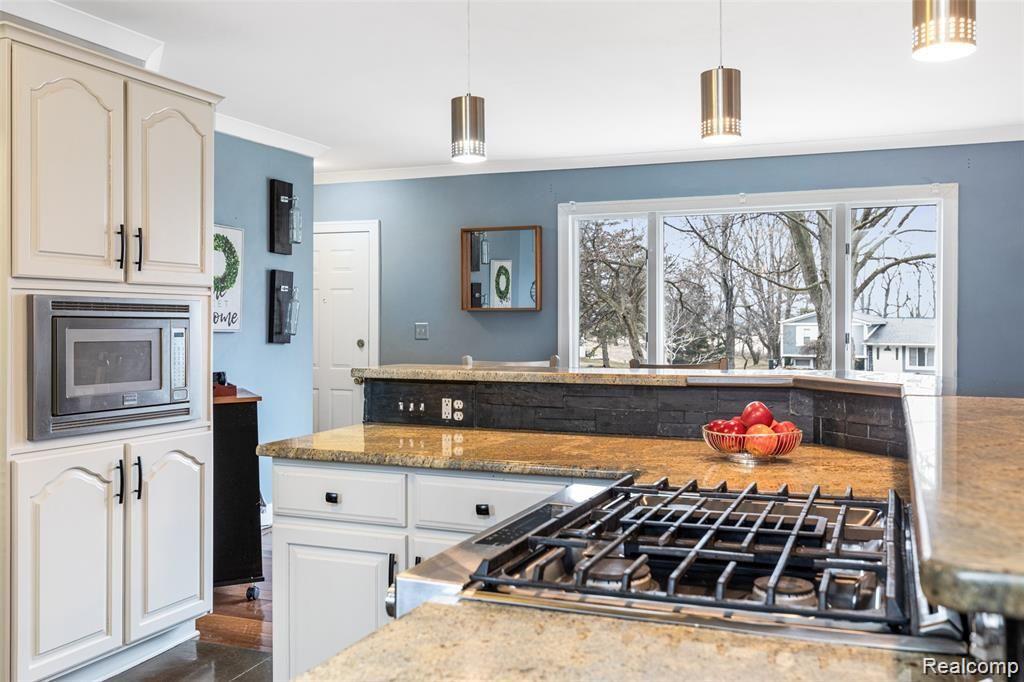 3937 Hedgerow Lane Rochester, MI 48306 - Photo 15 of 43