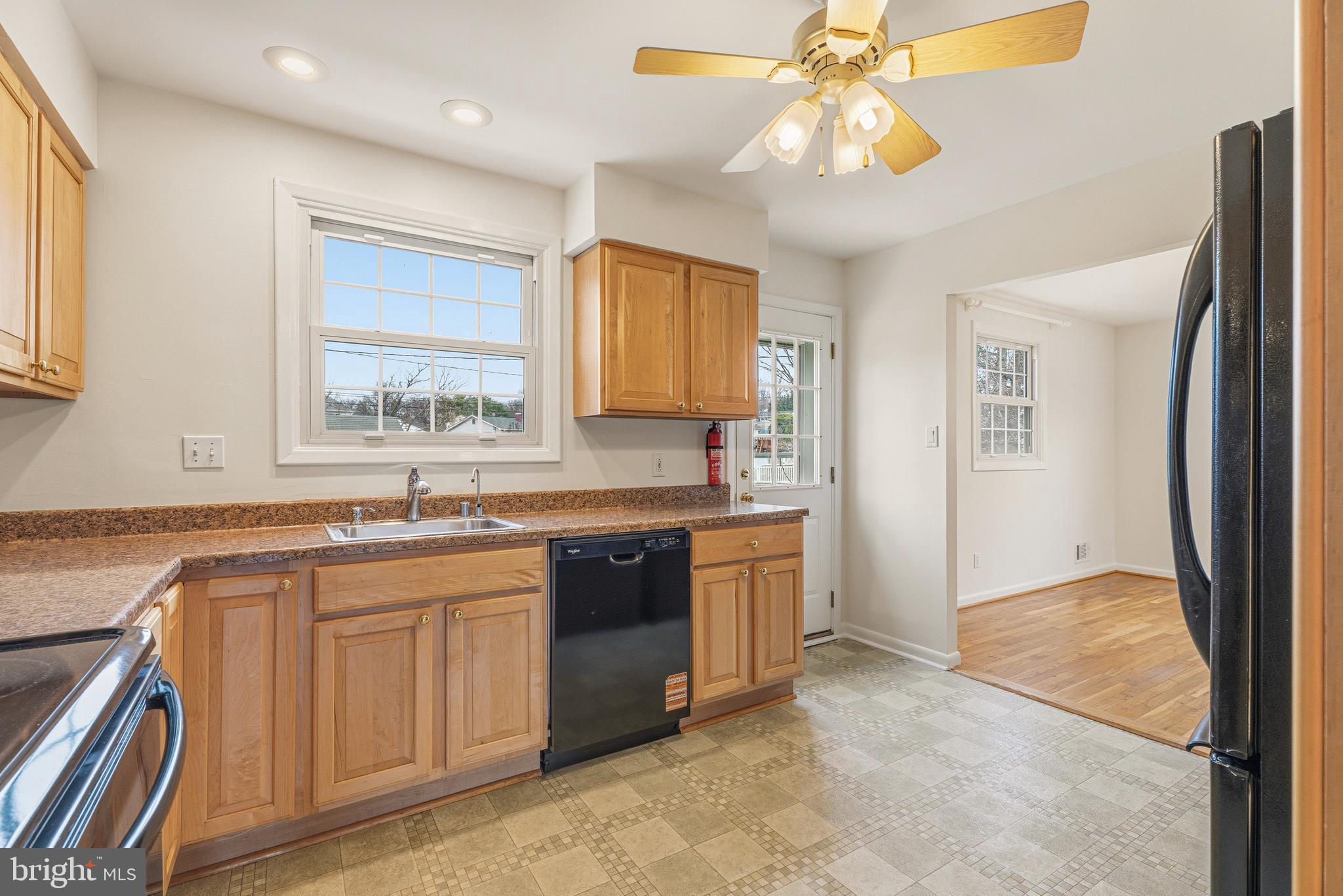 106 Gothard Road Lutherville-Timonium, MD 21093 - Photo 15 of 58