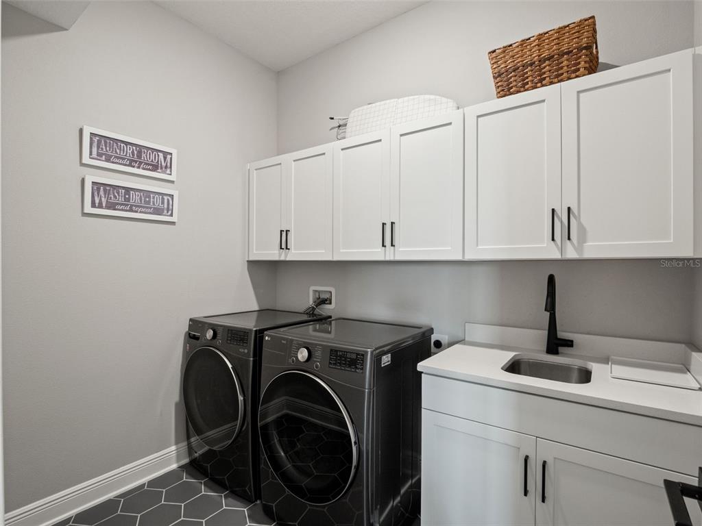 16049 Volterra Point Montverde, FL 34756 - Photo 46 of 78