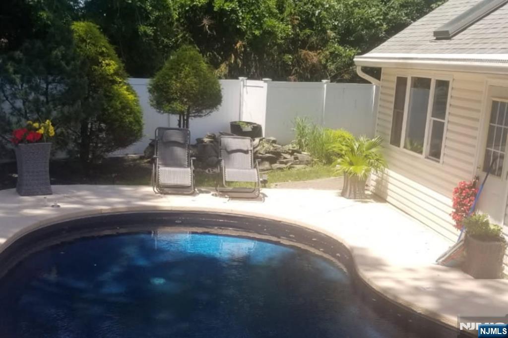 246 Springfield Avenue Rutherford, NJ 07070 - Photo 41 of 42