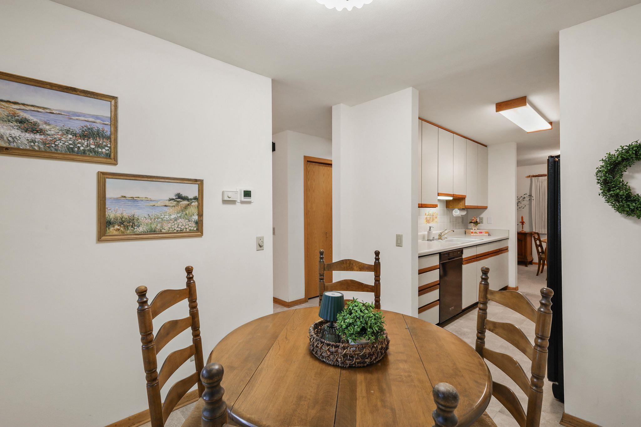 151 Ponwood Circle Madison, WI 53717 - Photo 14 of 48