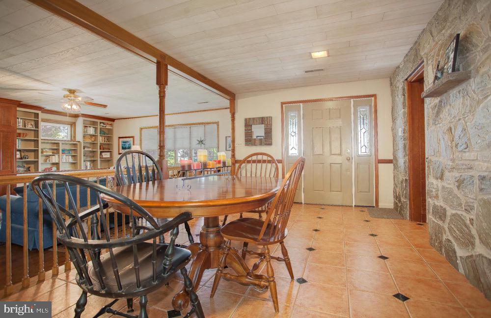 1933 Ridge Road Elizabethtown, PA 17022 - Photo 3 of 30