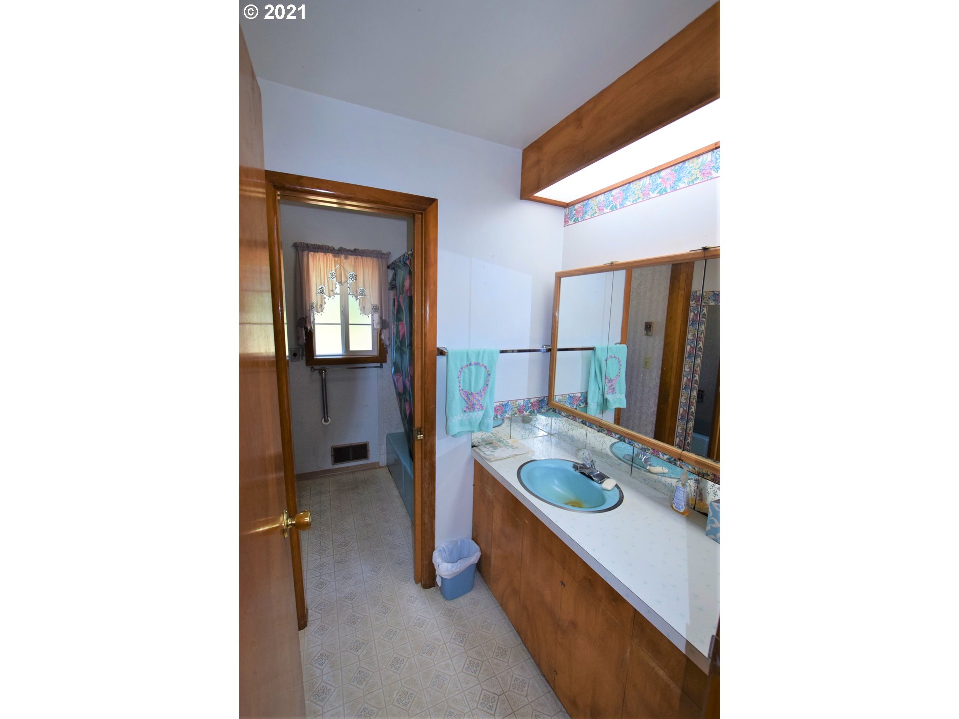 22322 South Central Point Road Oregon City, OR 97045 - Photo 12 of 31