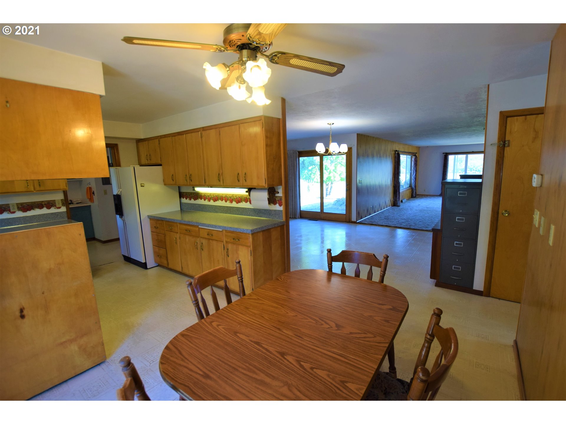 22322 South Central Point Road Oregon City, OR 97045 - Photo 7 of 31