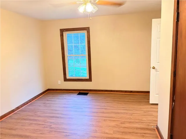 $144,900 | 180 Mill Street, Dover, MO 64022