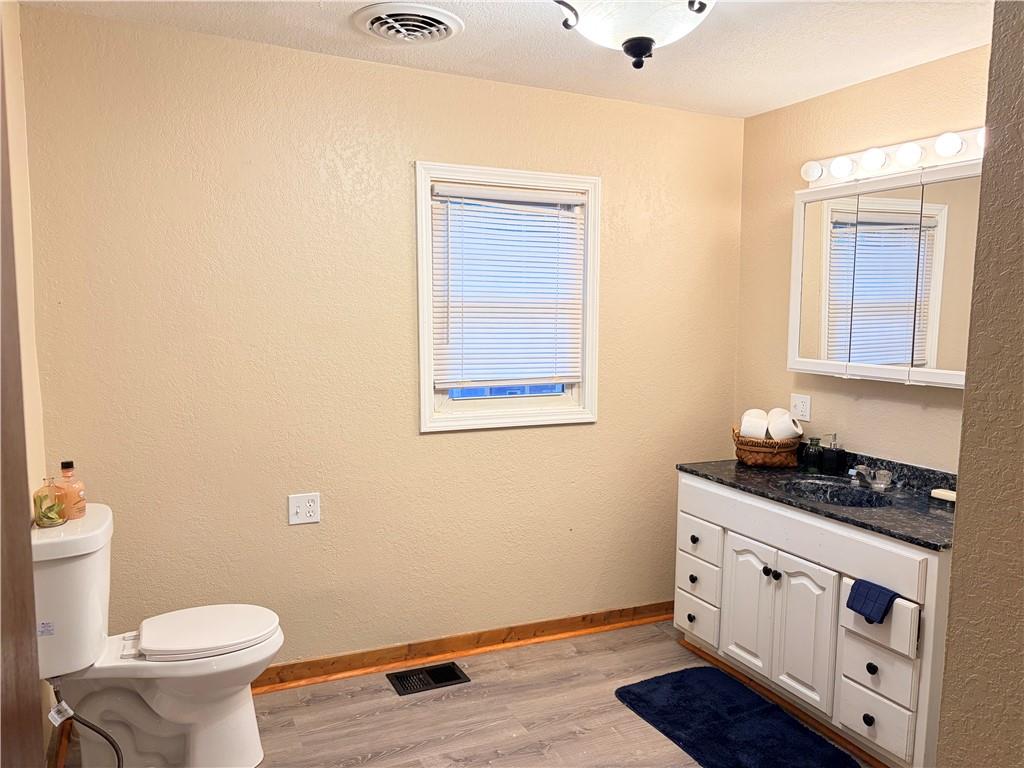 180 Mill Street Dover, MO 64022 - Photo 10 of 16