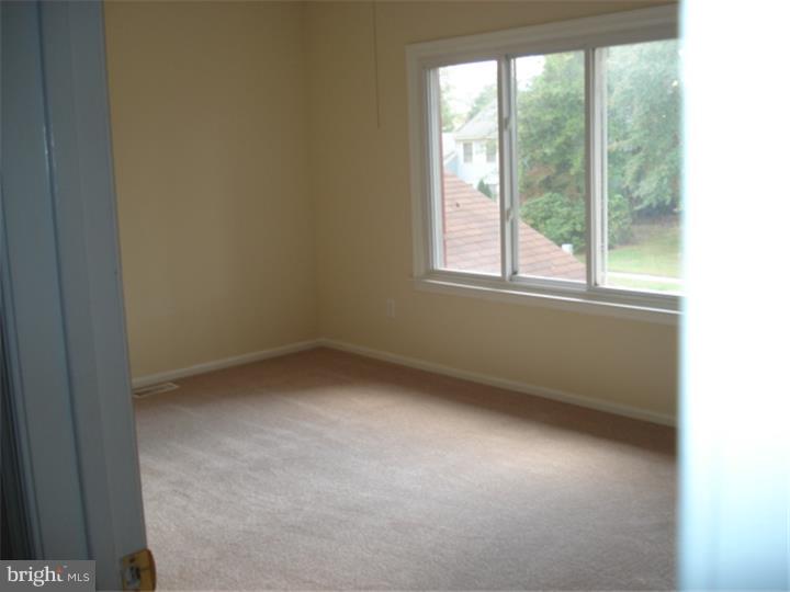 3 Bryce Road Voorhees, NJ 08043 - Photo 20 of 25 Gallery Image 20