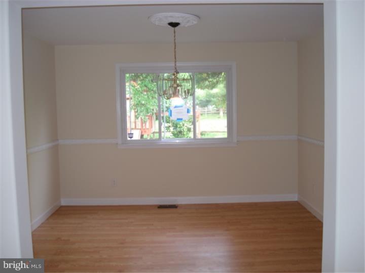 3 Bryce Road Voorhees, NJ 08043 - Photo 5 of 25 Gallery Image 5
