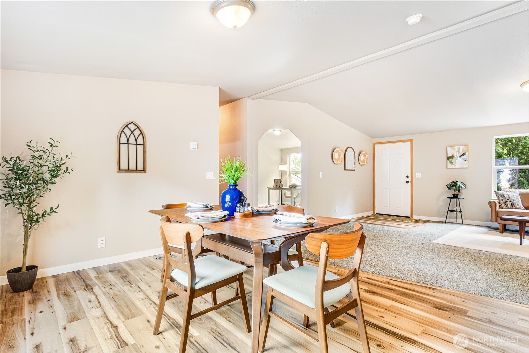 932 Price Road Northwest Bremerton, WA 98312 - Photo 8 of 35 Gallery Image 8