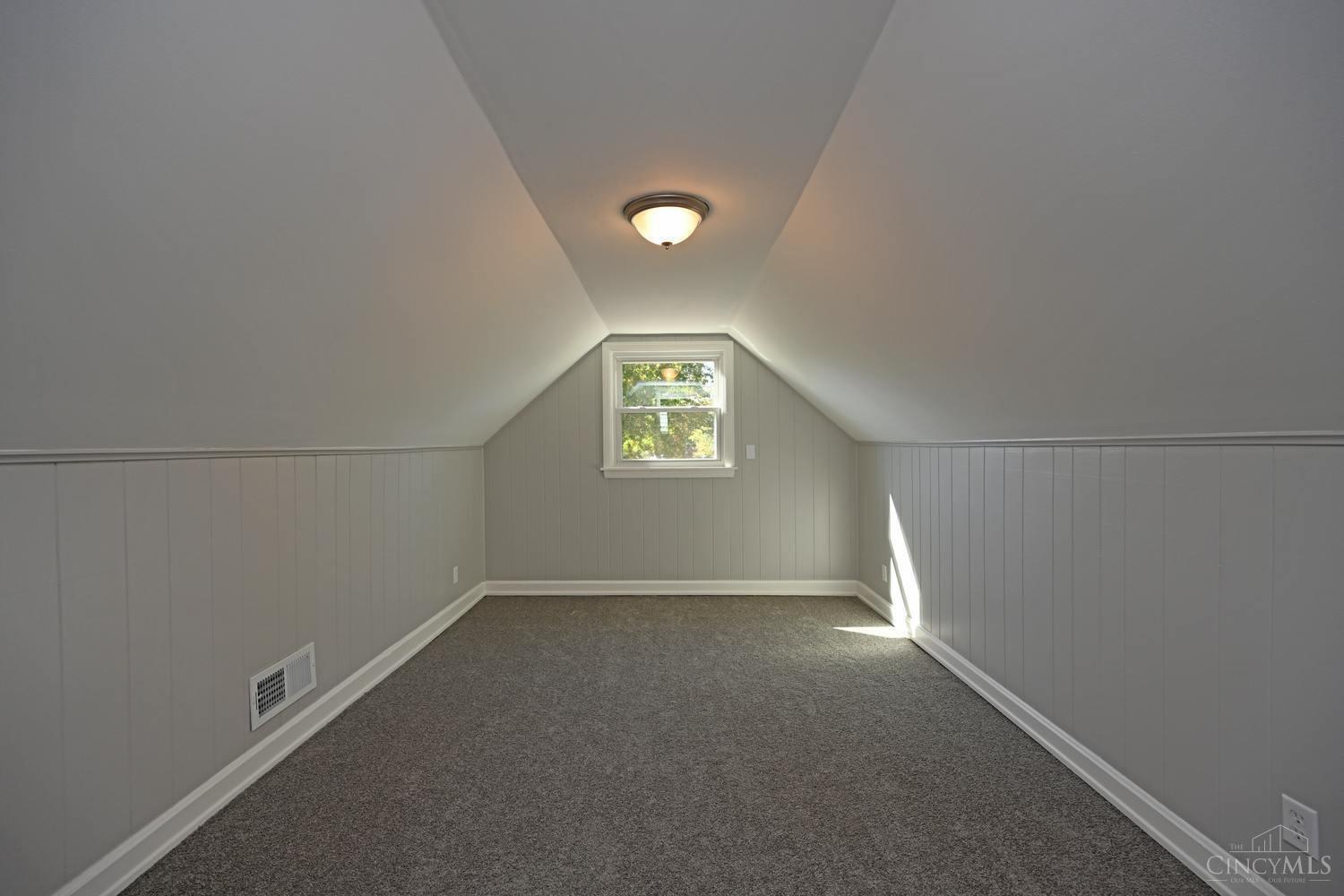 2954 North Bend Road Cincinnati, OH 45239 - Photo 22 of 42