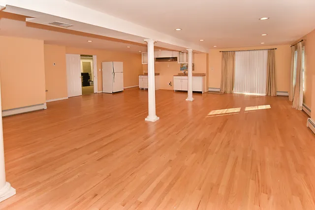 $429,900 | 20 Whitney Ferguson Road, Unit 18, Vernon Rockville, CT 06066