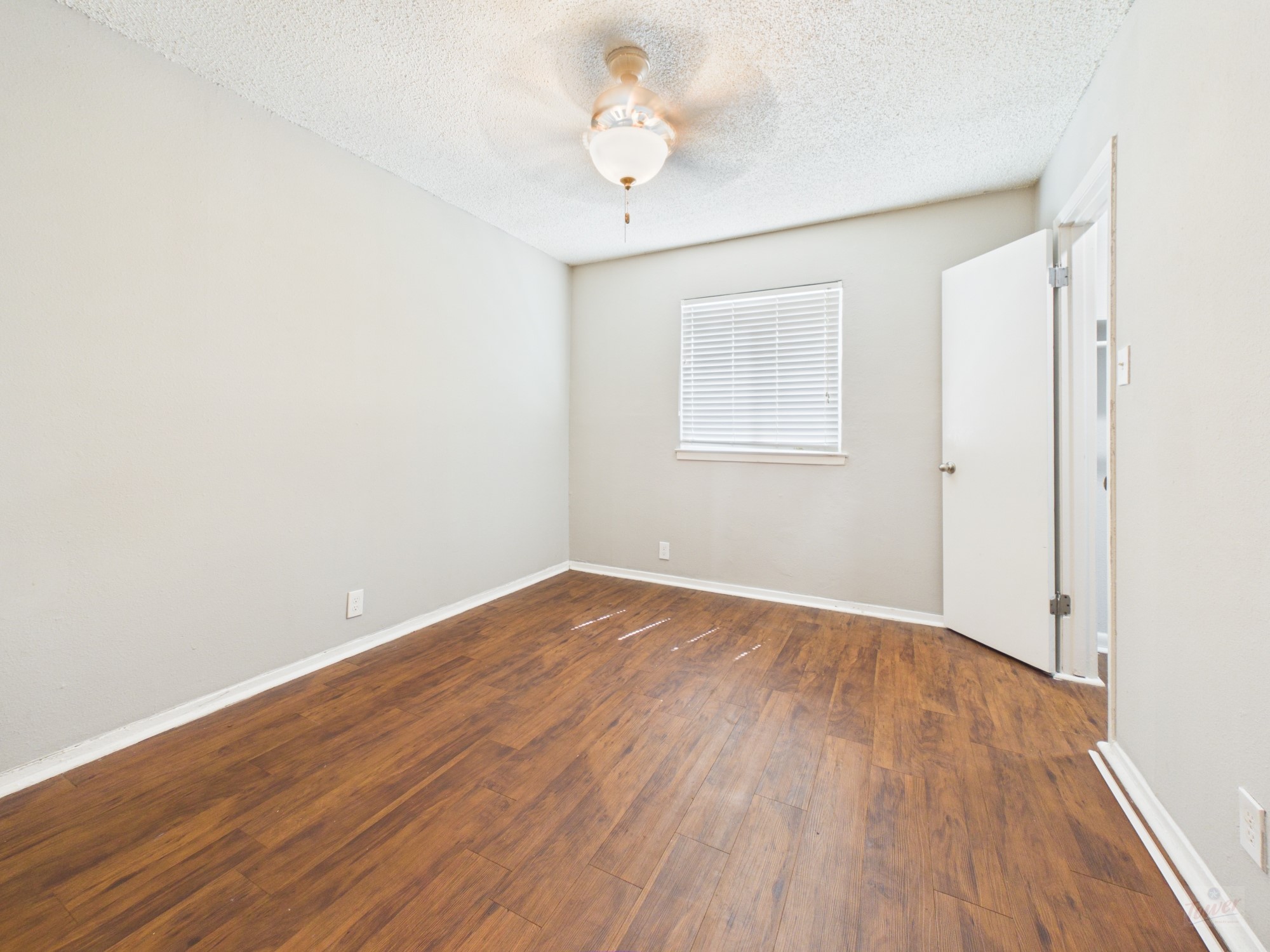 2401 Manor Road, Unit 127 Austin, TX 78722 - Photo 4 of 13 Gallery Image 4