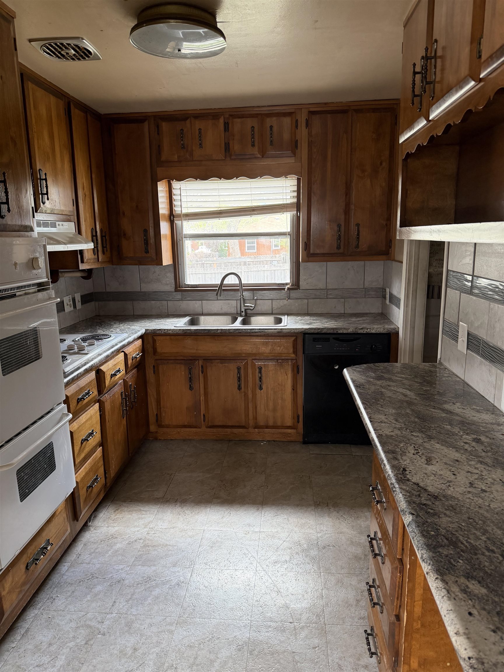 2929 East 3rd Street Casper, WY 82609 - Photo 7 of 15