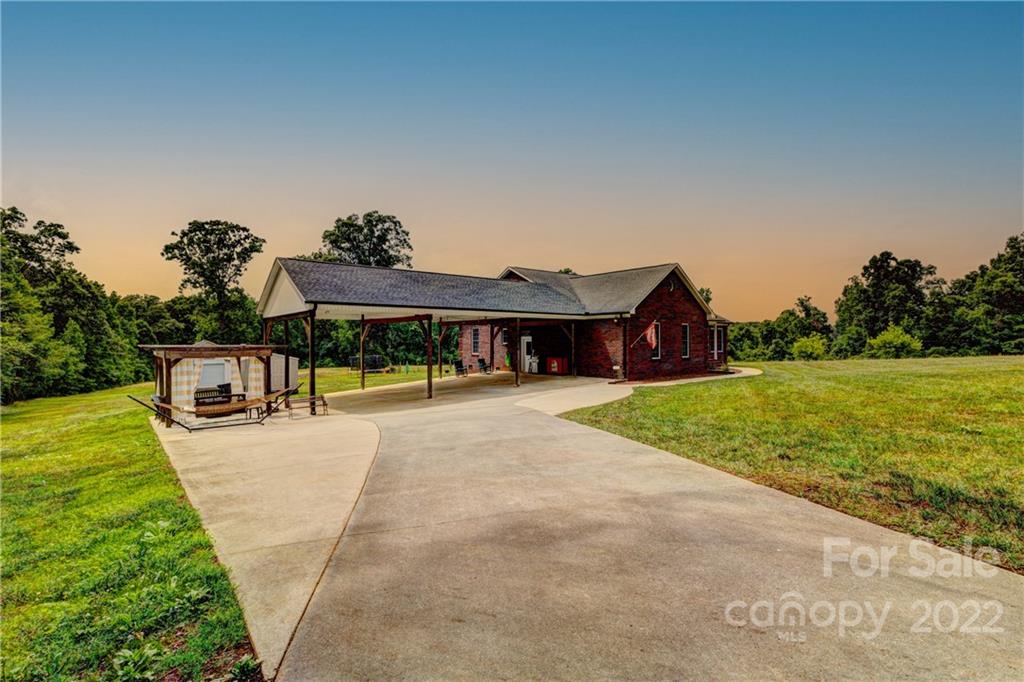 5051 Dobbins Road Crouse, NC 28033 - Photo 38 of 40 Gallery Image 38