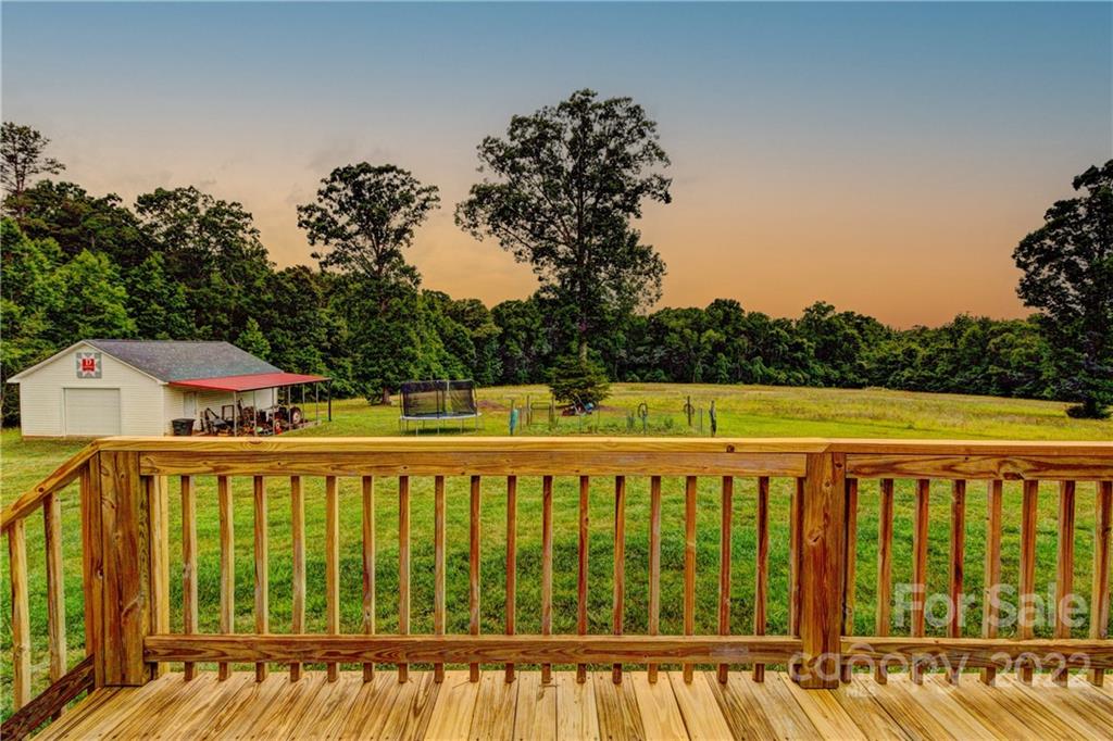5051 Dobbins Road Crouse, NC 28033 - Photo 6 of 40 Gallery Image 6
