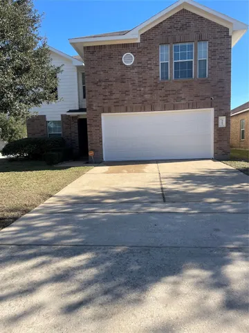 a front view of house with yard