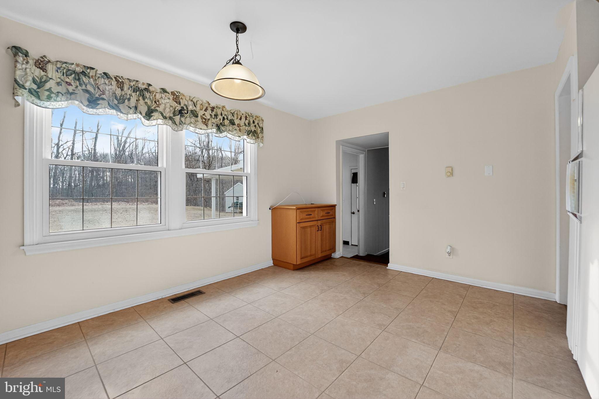 1445 Pleasant Valley Road South Westminster, MD 21158 - Photo 18 of 31