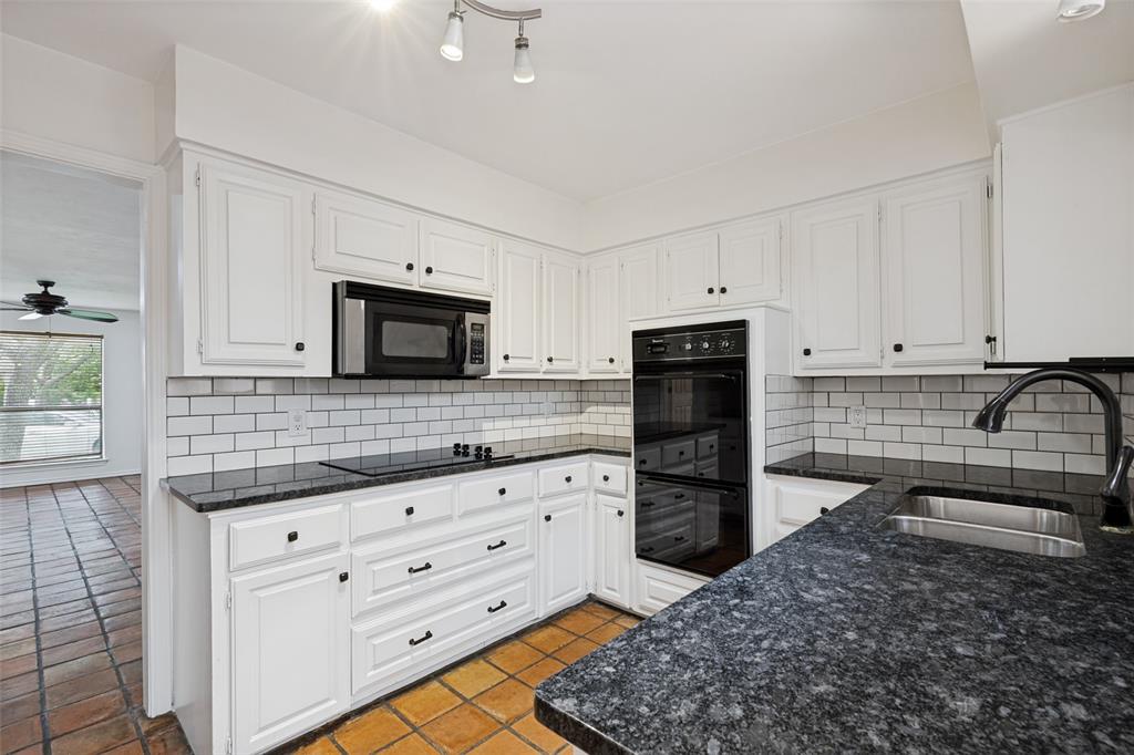 5045 Thunder Road Dallas, TX 75244 - Photo 6 of 22