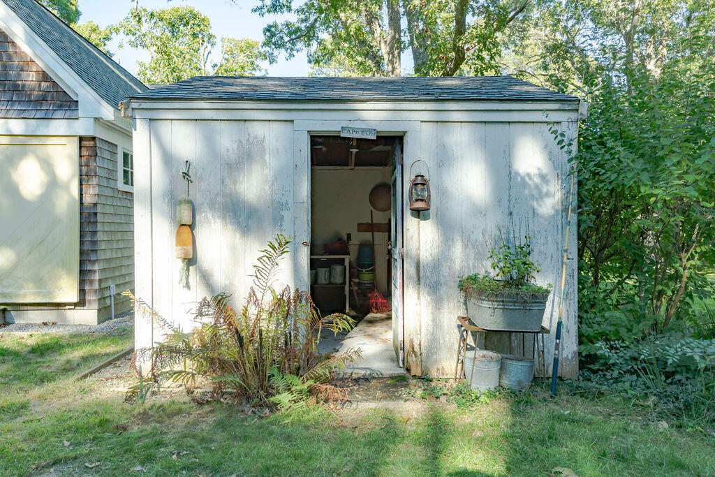 160 Paine Hollow Road Wellfleet, MA 02667 - Photo 48 of 71 160_Paine_Hollow-59