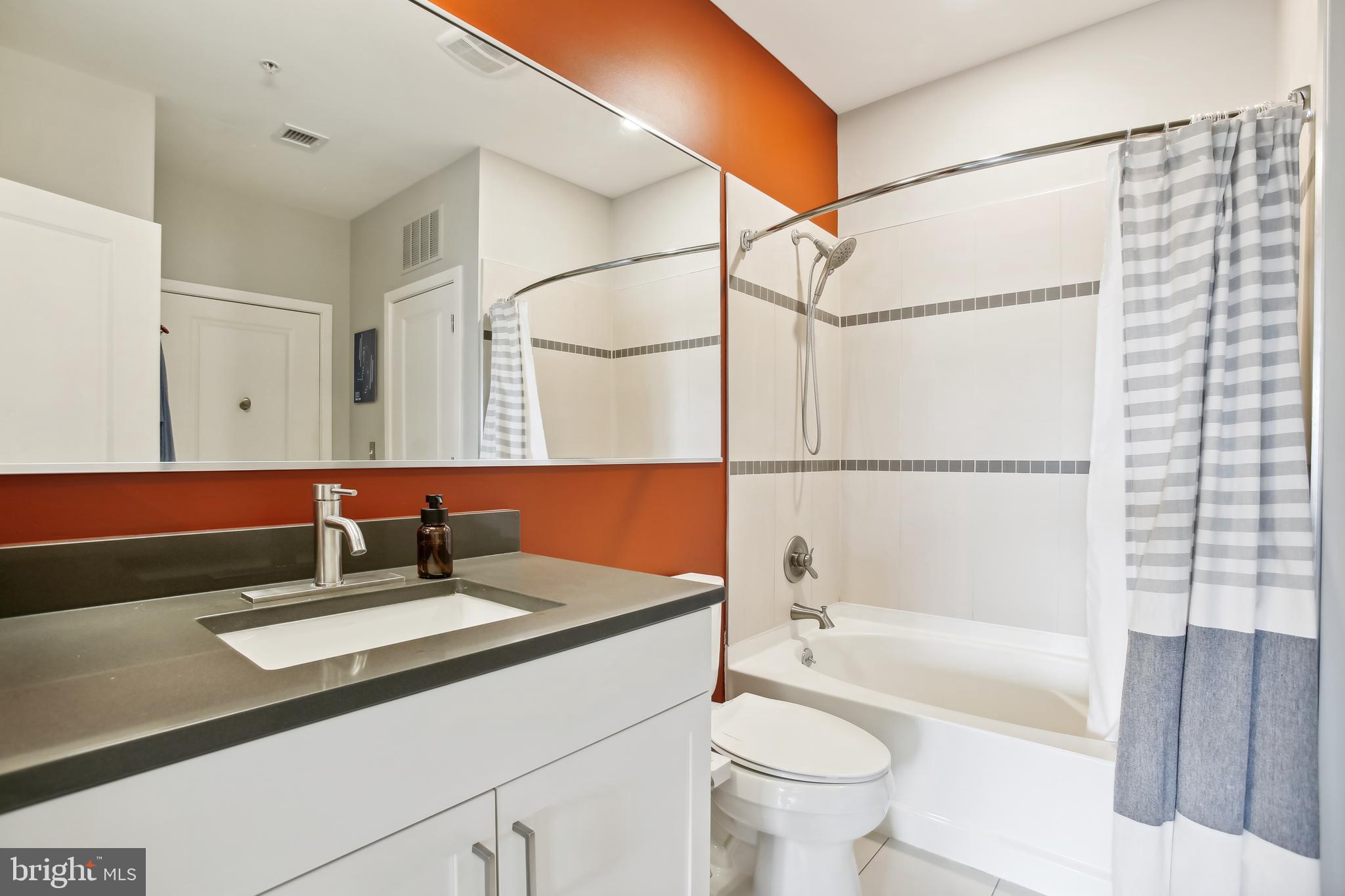 2550 17th Street Northwest, Unit 408 Washington, DC 20009 - Photo 13 of 35 Gallery Image 13