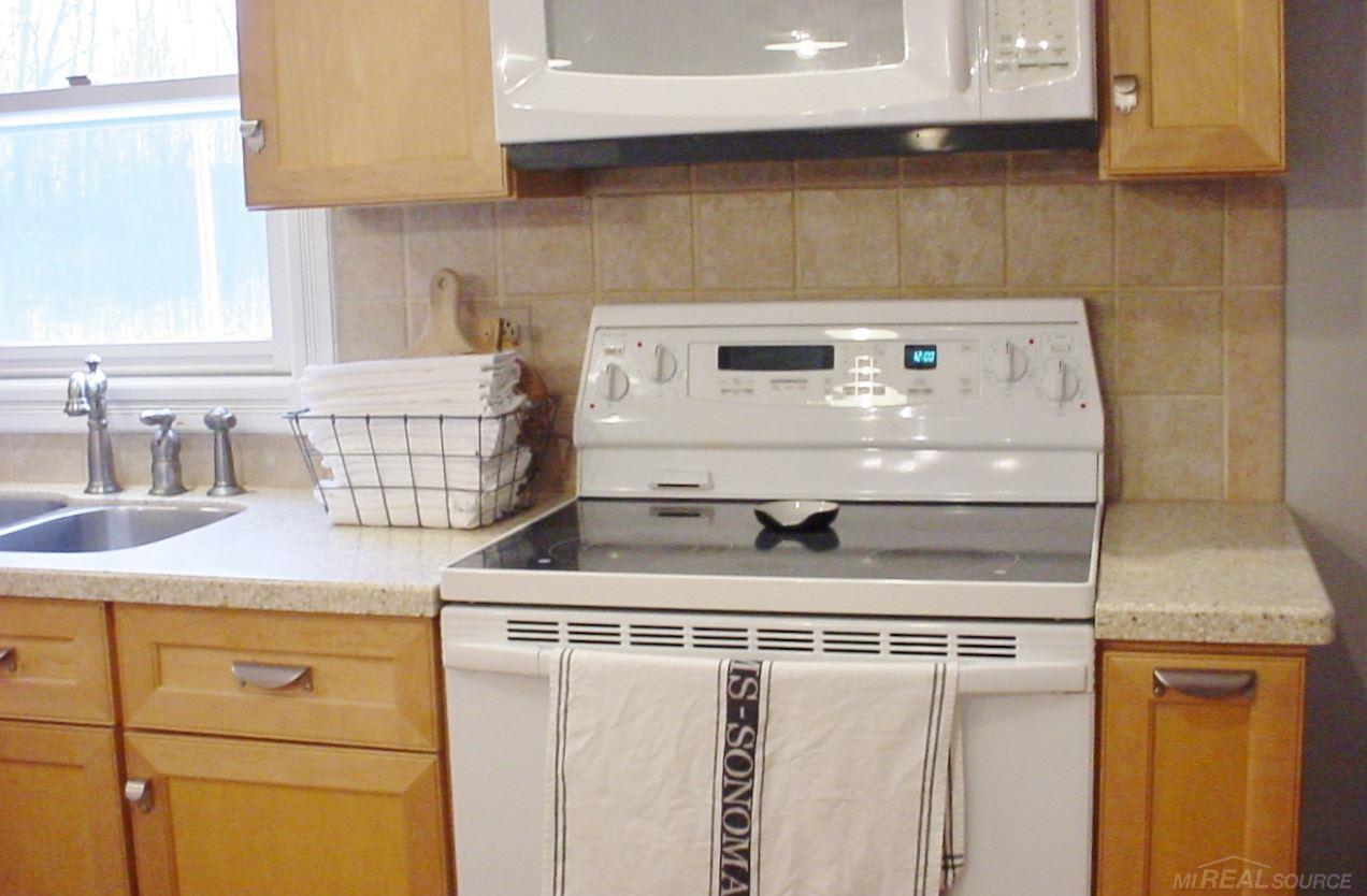 8780 Owens Road Yale, MI 48097 - Photo 10 of 39