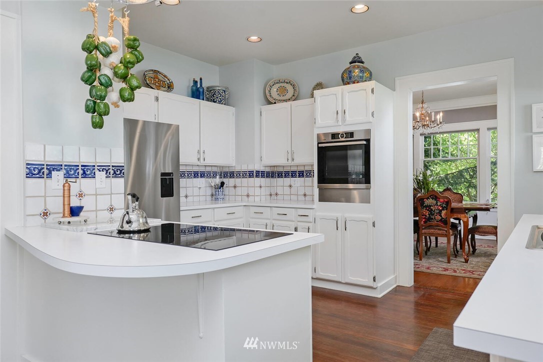 102 North 57th Street Seattle, WA 98103 - Photo 12 of 39