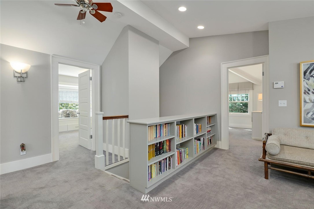 102 North 57th Street Seattle, WA 98103 - Photo 22 of 39