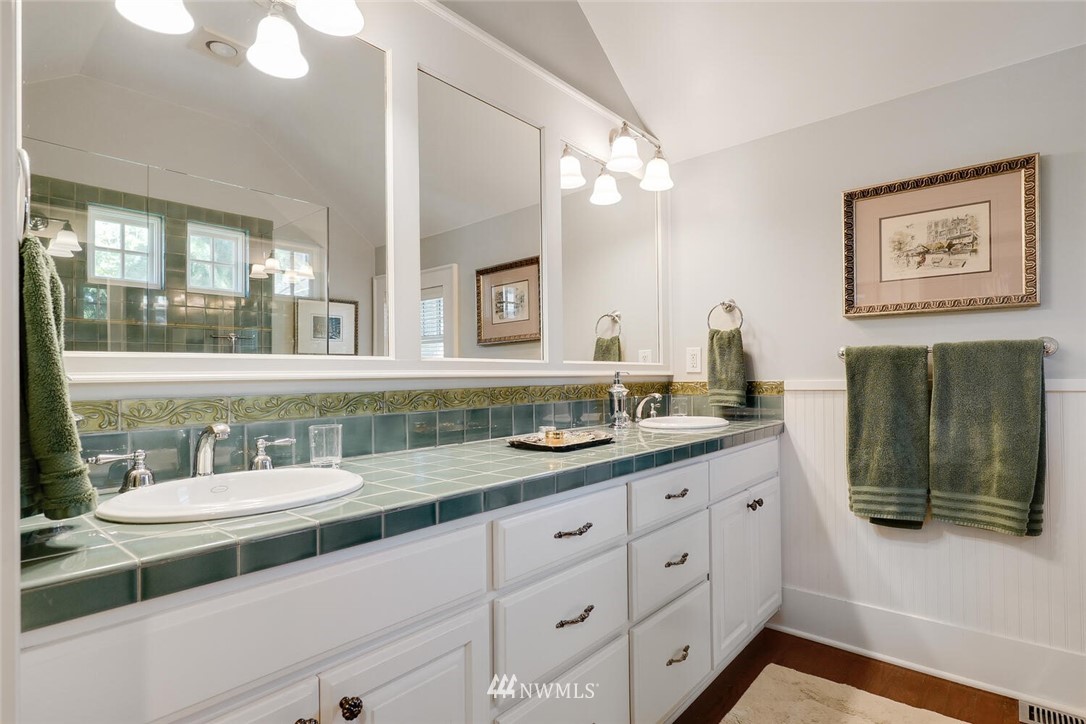 102 North 57th Street Seattle, WA 98103 - Photo 27 of 39