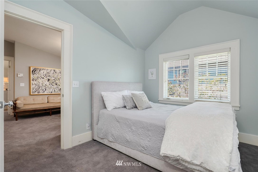 102 North 57th Street Seattle, WA 98103 - Photo 30 of 39