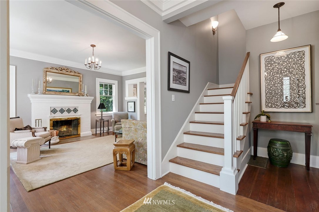 102 North 57th Street Seattle, WA 98103 - Photo 5 of 39