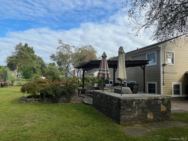 $468,000 | 70 Stahlman Place, Kingston, NY 12401