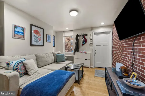 $2,475 | 1807 East Lombard Street, Baltimore, MD 21231