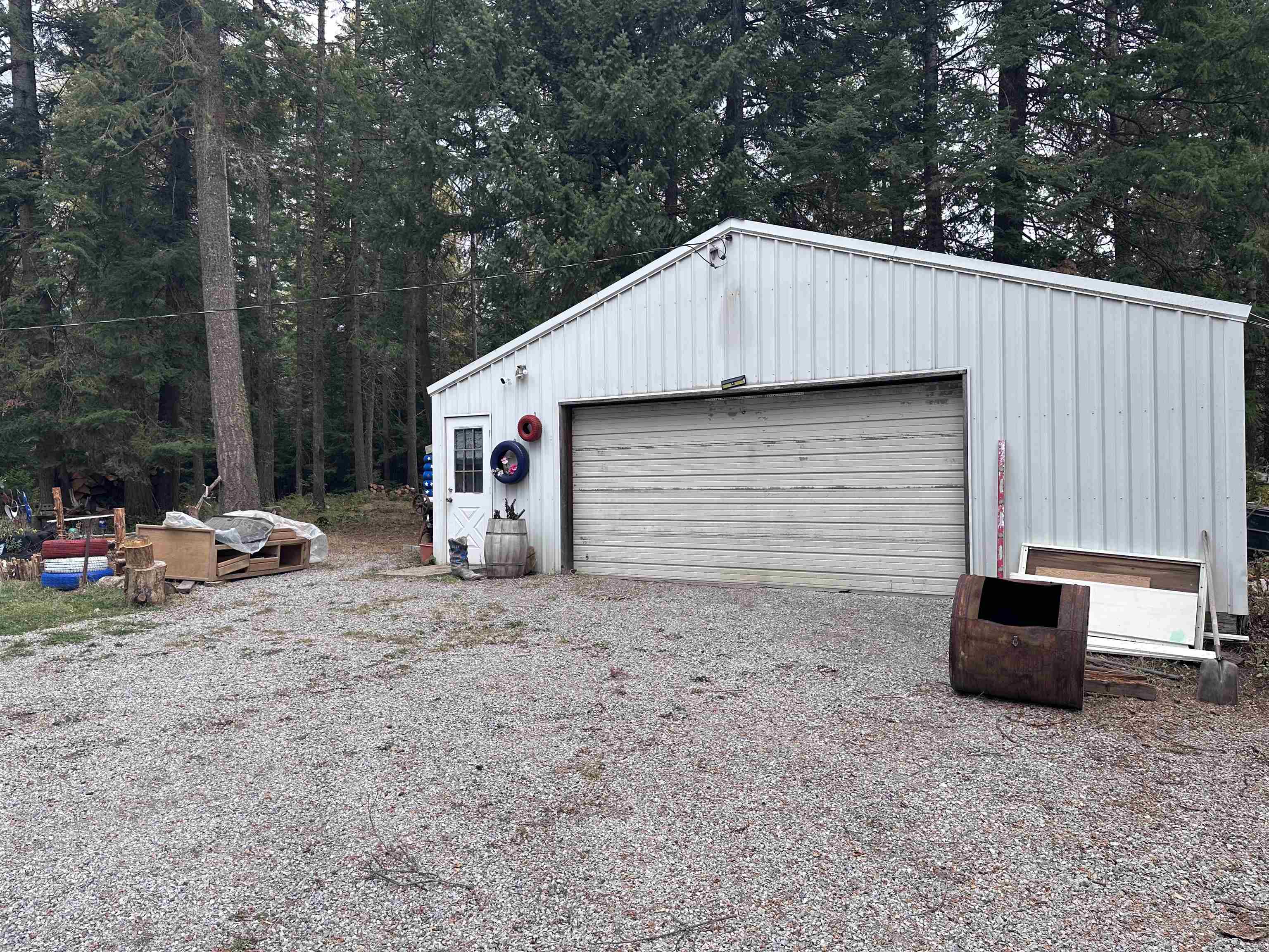 4360 Gardenspot Road Clayton, WA 99110 - Photo 4 of 35