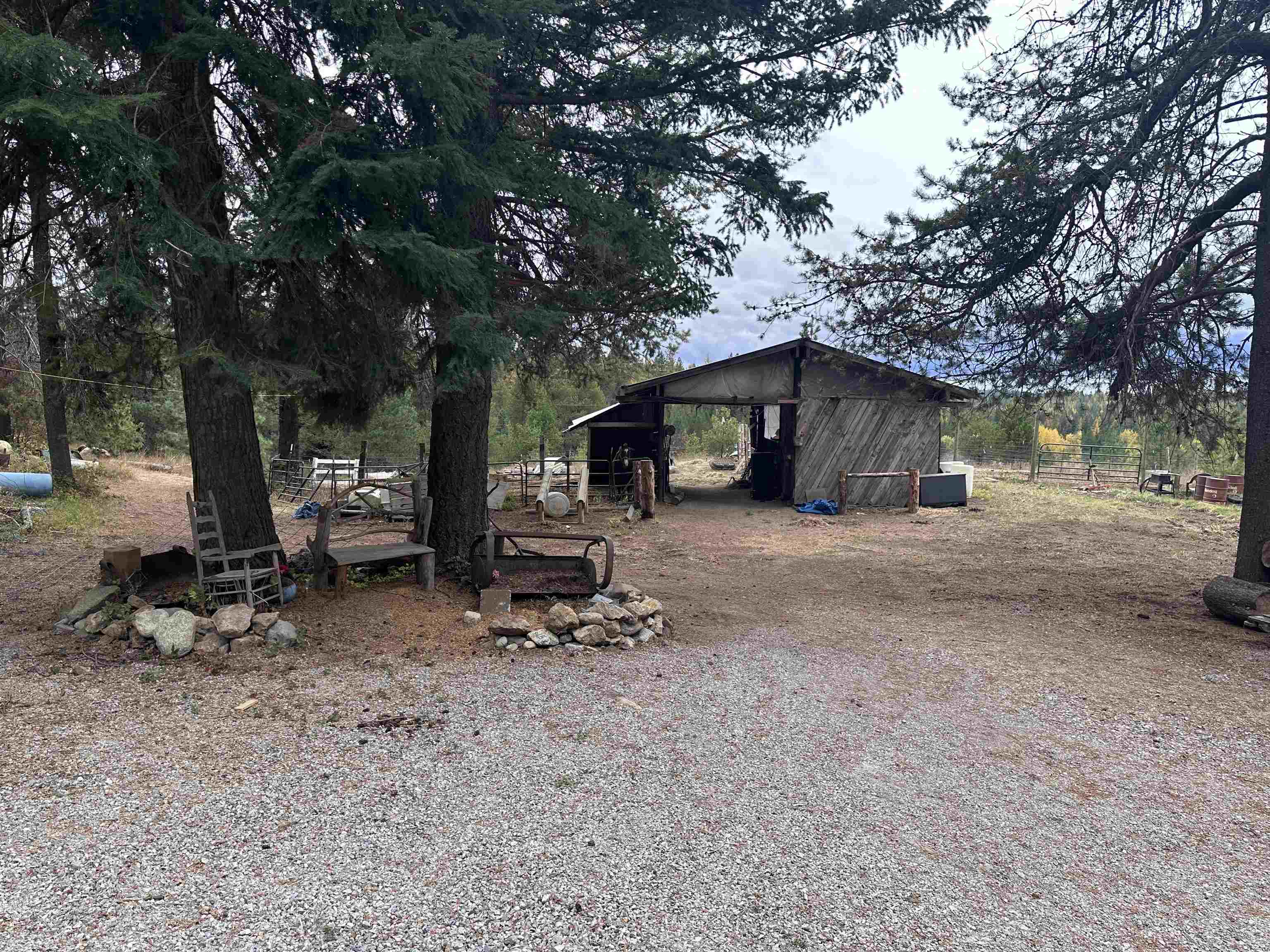 4360 Gardenspot Road Clayton, WA 99110 - Photo 5 of 35