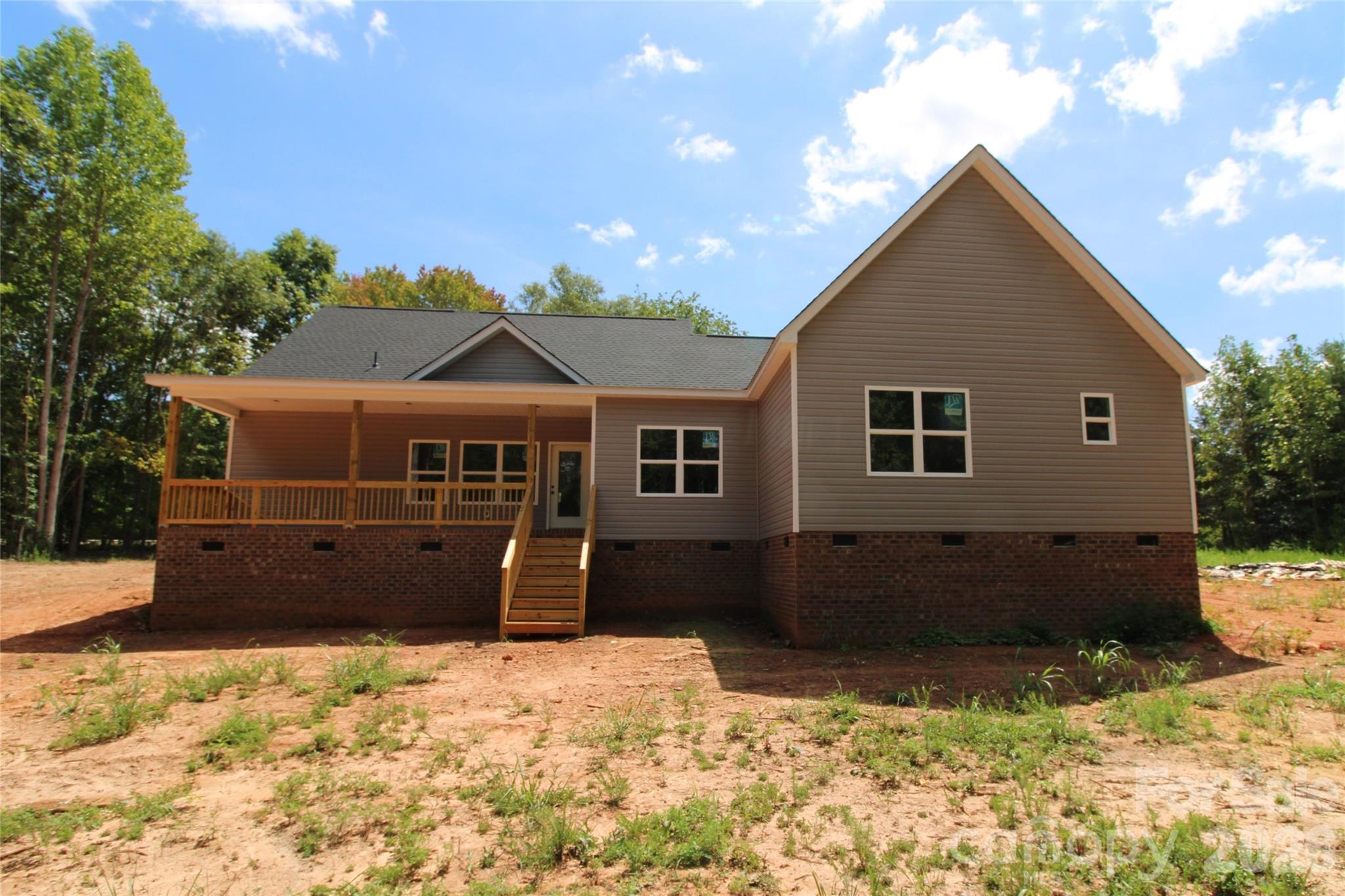 989 Rhyne Road Clover, SC 29710 - Photo 4 of 14 Gallery Image 4